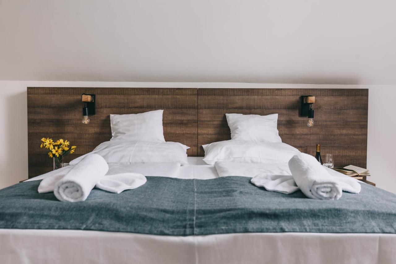 Fata Birtok Hotel Nemesgulacs Ngoại thất bức ảnh